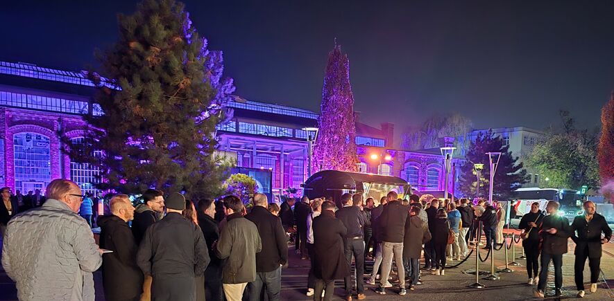 Grillbar Retro Liner || Streetfood Catering Wien